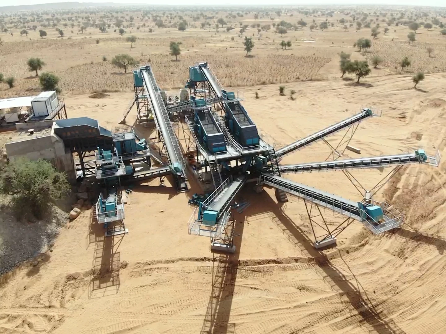 Kruszarka i przesiewacz, sortowanie, kruszenie – firmy Constmach